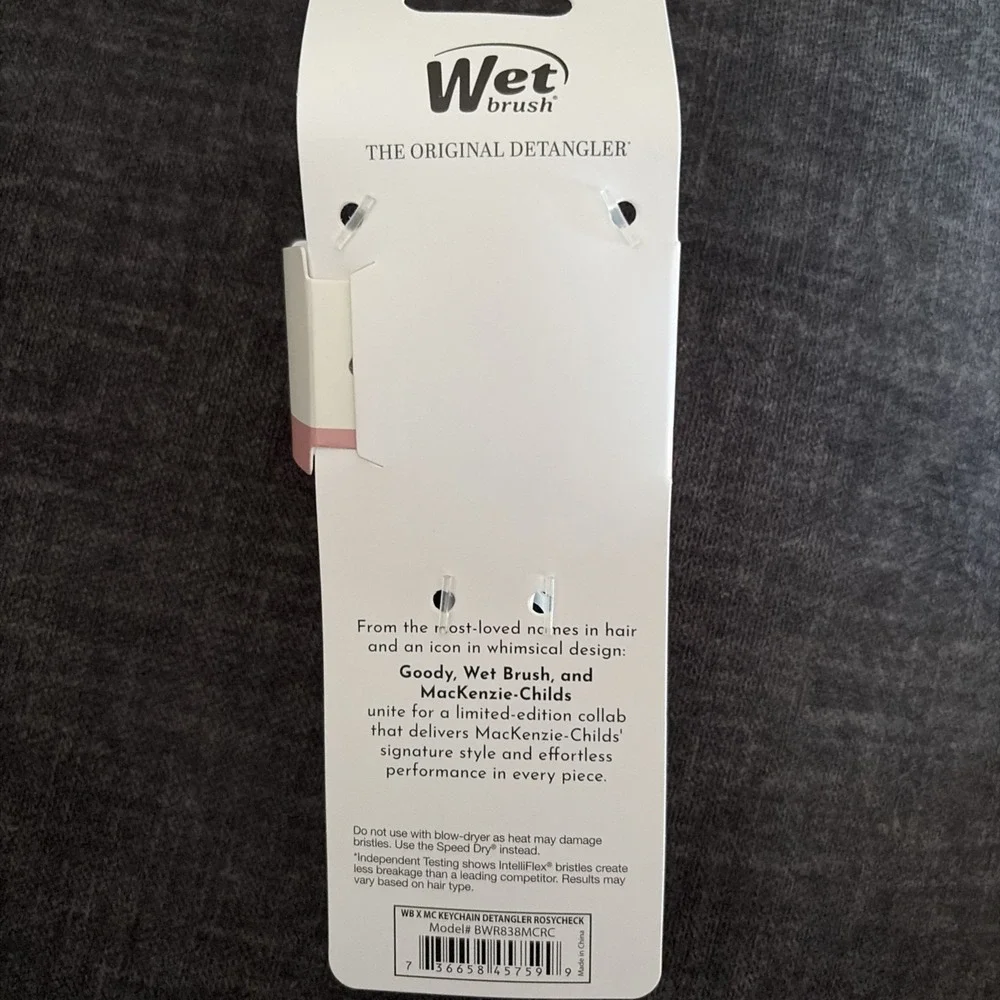MacKenzie Childs x Wet Brush Keychain Detangler Hair Brush * PINK ROSY CHECK